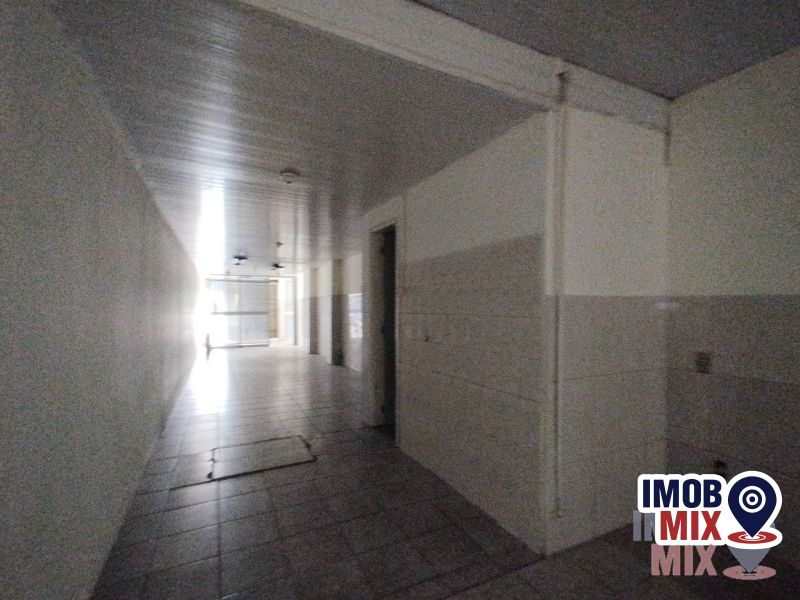 Loja em Porto Alegre no bairro Passo da Areia