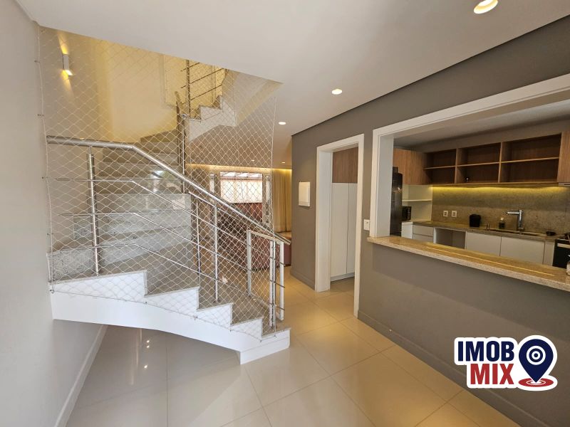 Casa em Condominio fechado com portaria e infra total