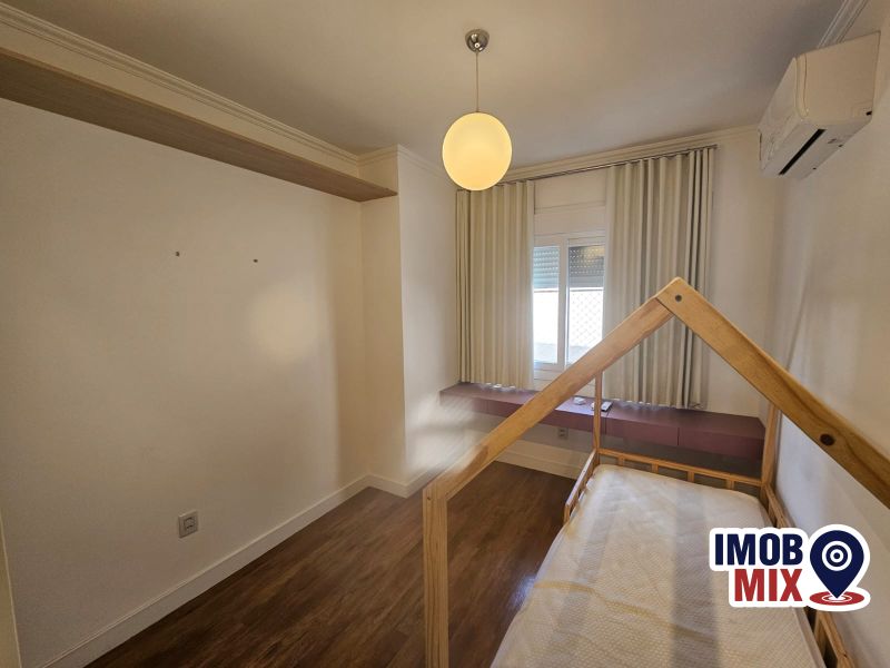 Casa em Condominio fechado com portaria e infra total