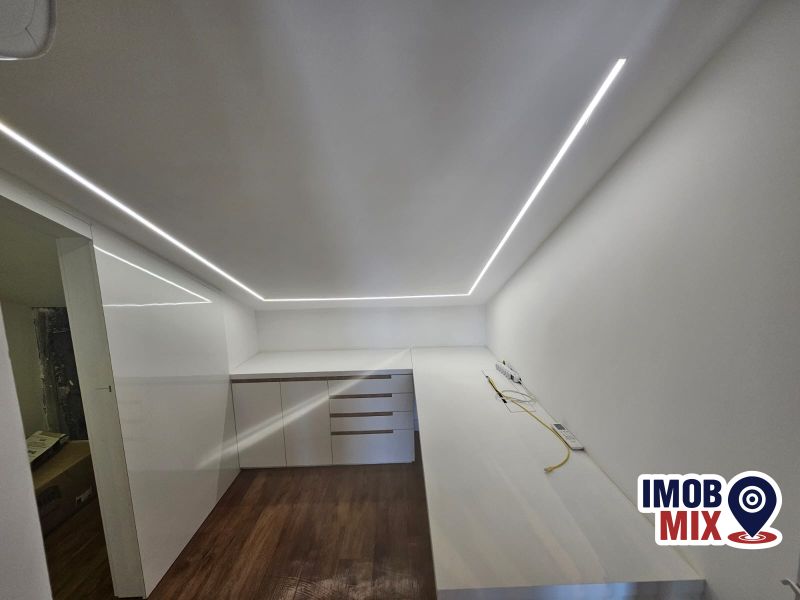 Casa em Condominio fechado com portaria e infra total