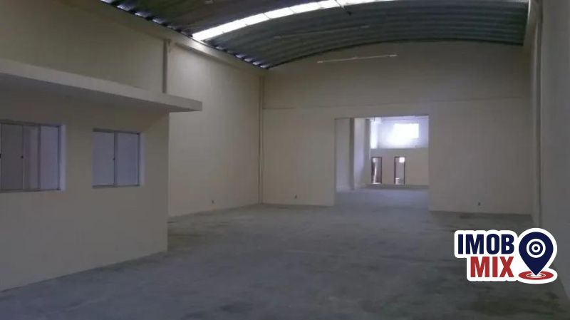 Pavilho no bairro SANTA MARIA GORETTI
