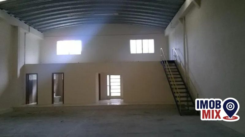 Pavilho no bairro SANTA MARIA GORETTI