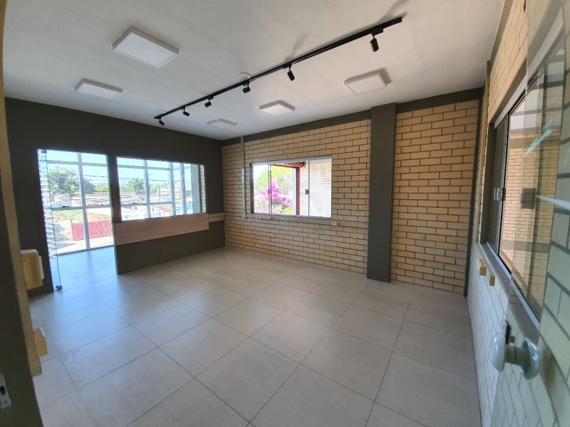 PAVILHÃO no bairro MATHIAS VELHO em CANOAS