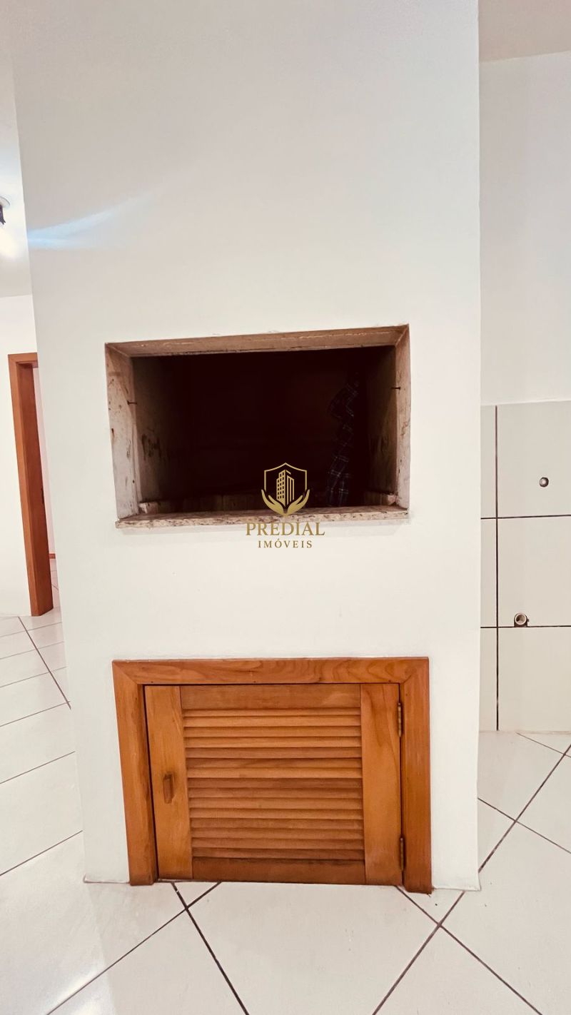 CASA 2 quartos  no bairro OLARIA