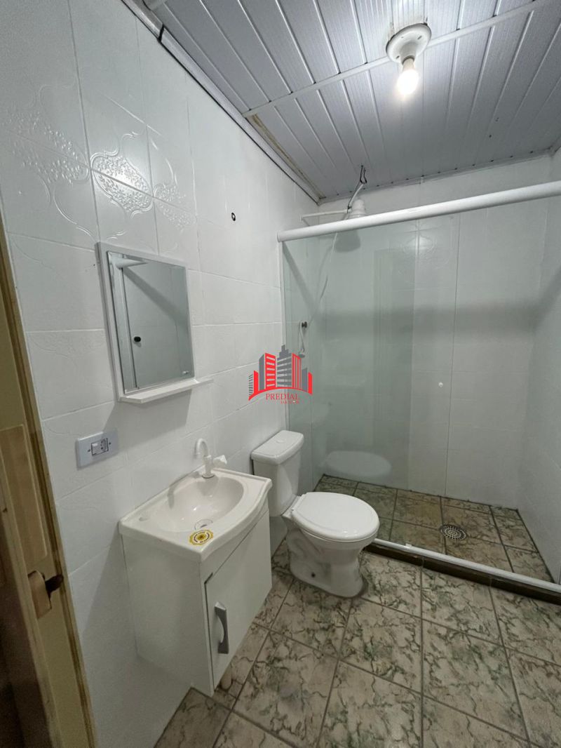 Ampla e confortável casa para locação  ideal para quem busca espaço, praticidade e lazer!