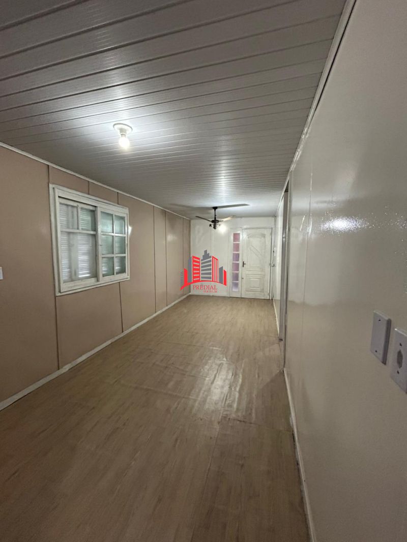Ampla e confortável casa para locação  ideal para quem busca espaço, praticidade e lazer!