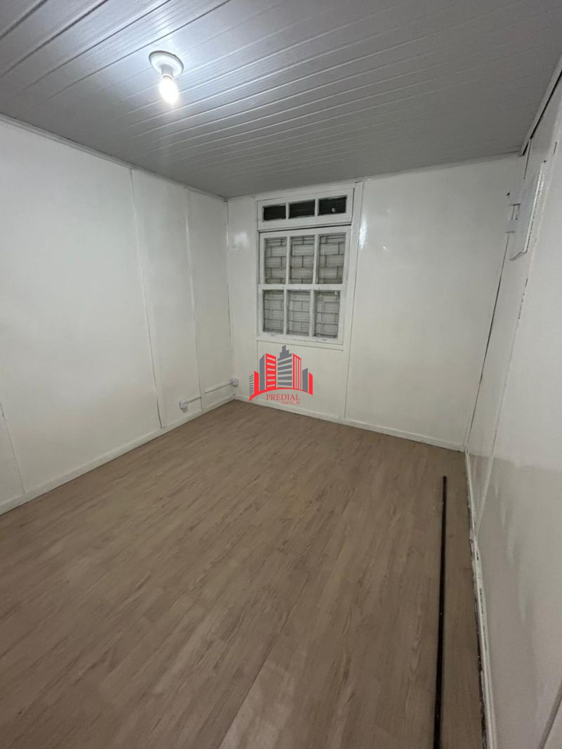 Ampla e confortável casa para locação  ideal para quem busca espaço, praticidade e lazer!