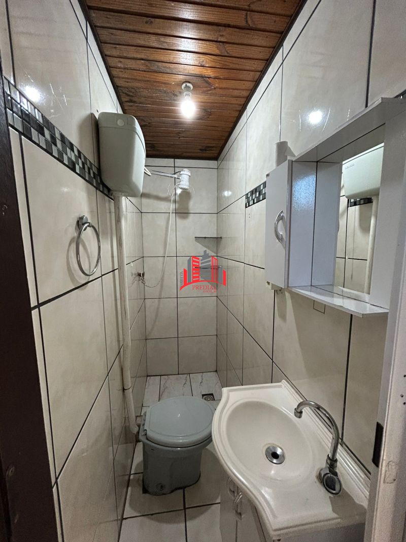 Ampla e confortável casa para locação  ideal para quem busca espaço, praticidade e lazer!