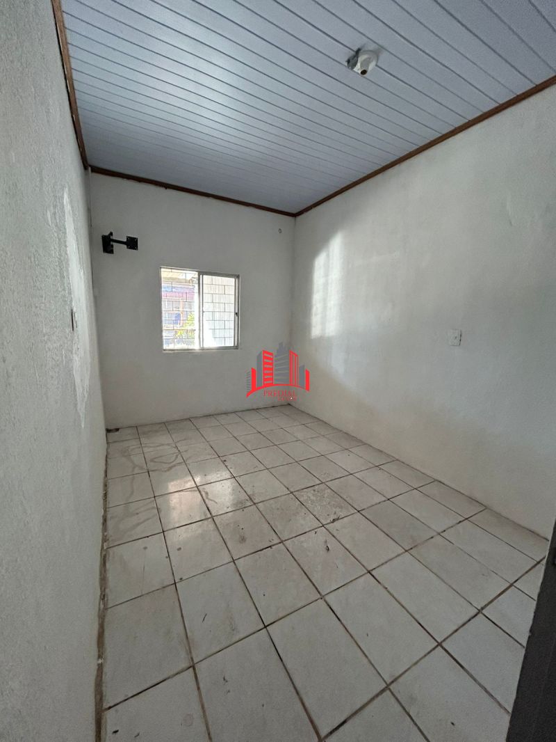 Duas lojas de esquina disponíveis para locação no bairro Mathias Velho!