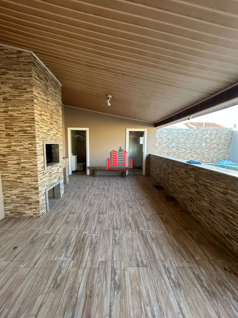CASA 3 quartos  no bairro FÁTIMA