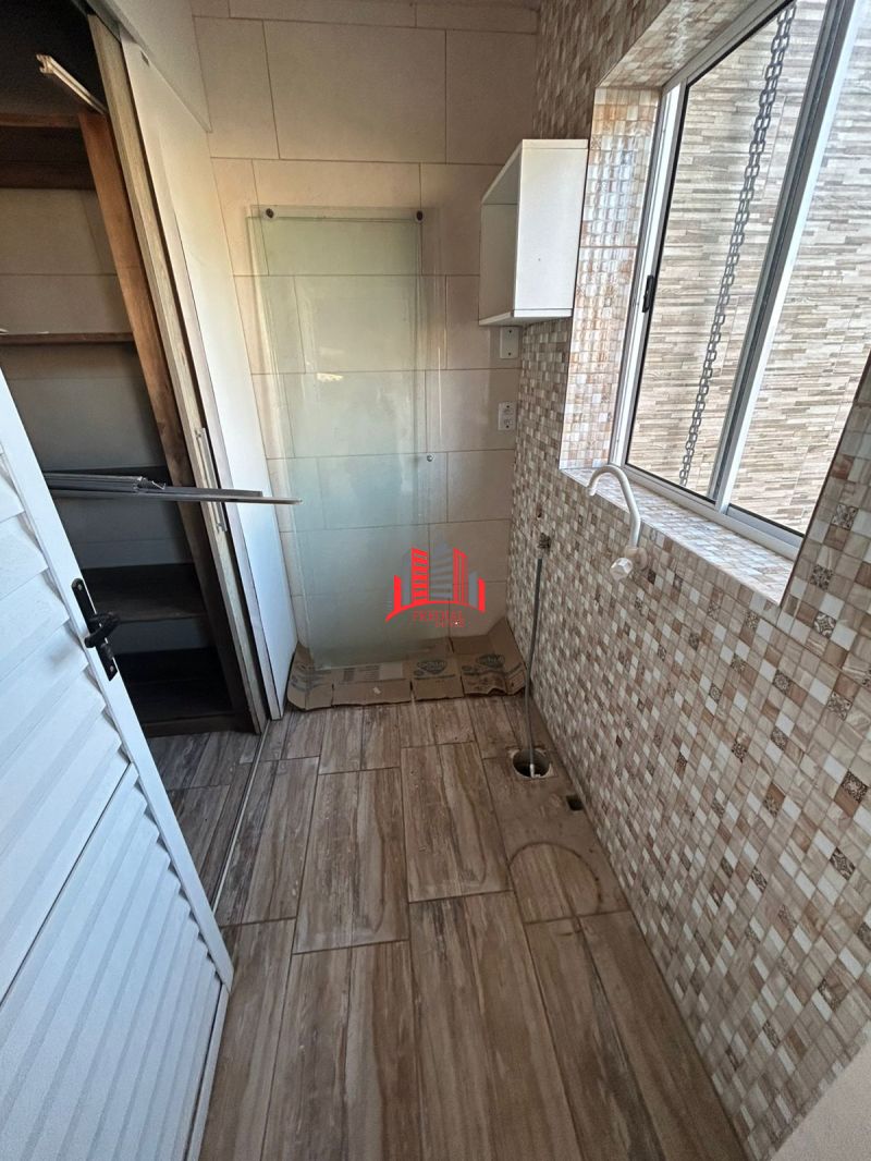 CASA 3 quartos  no bairro FÁTIMA