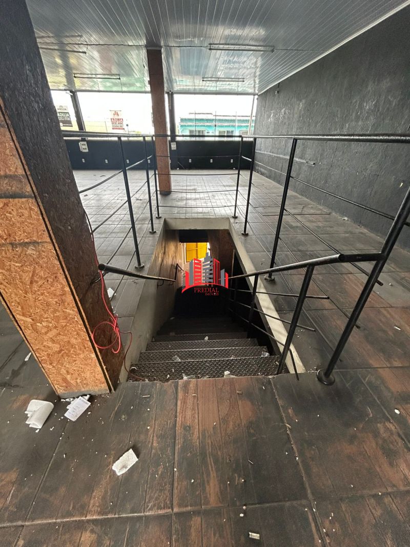 Prédio comercial na Av. Rio Grande do Sul com 2 andares e alto potencial de negócios - Mathias Velho