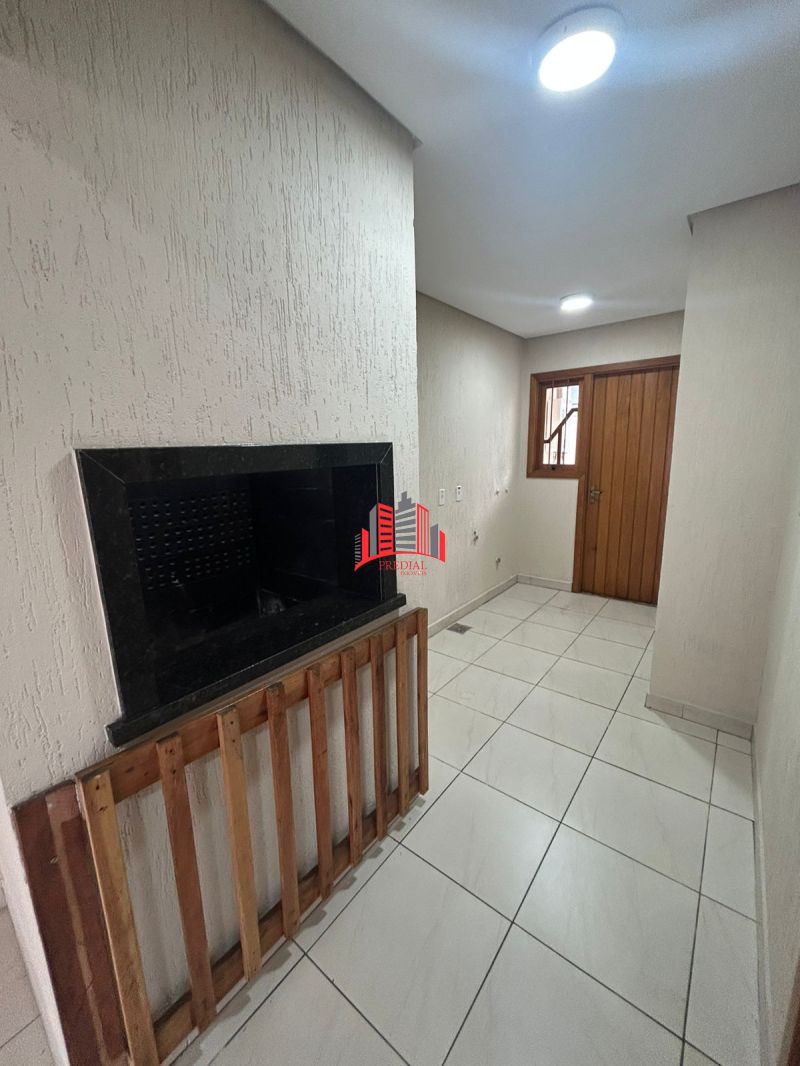 Sobrado alto padrão para locação no bairro Estância Velha em Canoas.