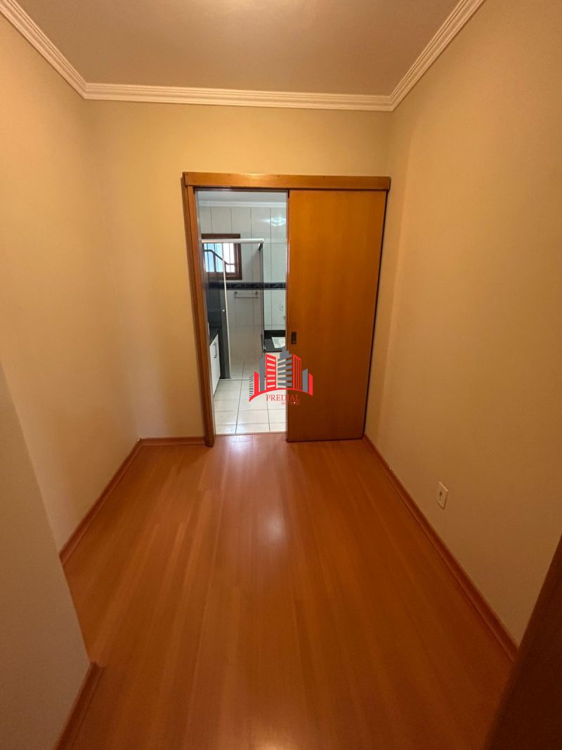 Sobrado alto padrão para locação no bairro Estância Velha em Canoas.