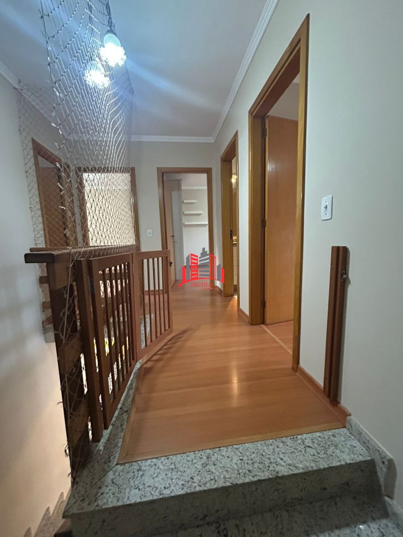 Sobrado alto padrão para locação no bairro Estância Velha em Canoas.
