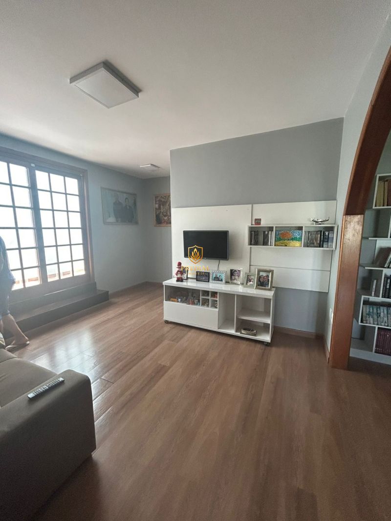 CASA 5D no bairro CENTRO em CANOAS