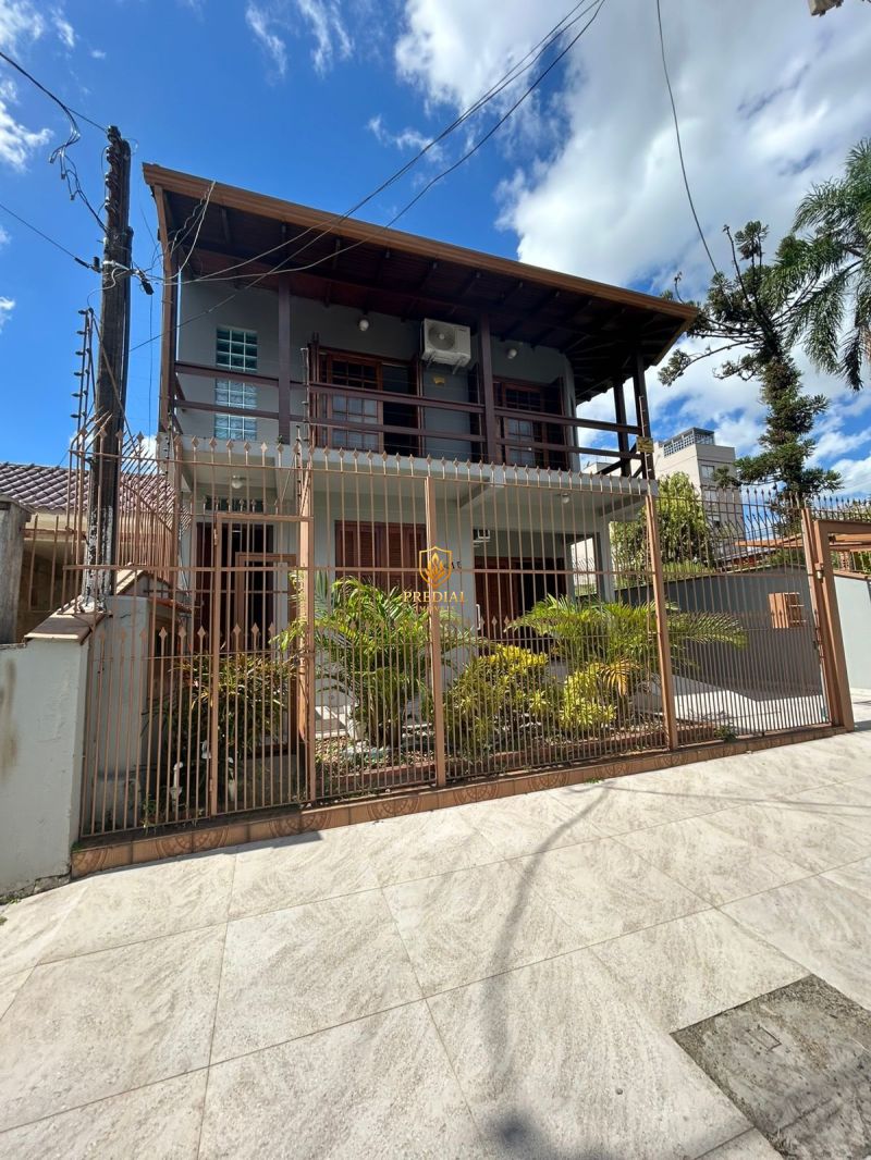 CASA 5D no bairro CENTRO em CANOAS