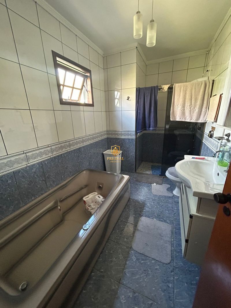 CASA 5D no bairro CENTRO em CANOAS